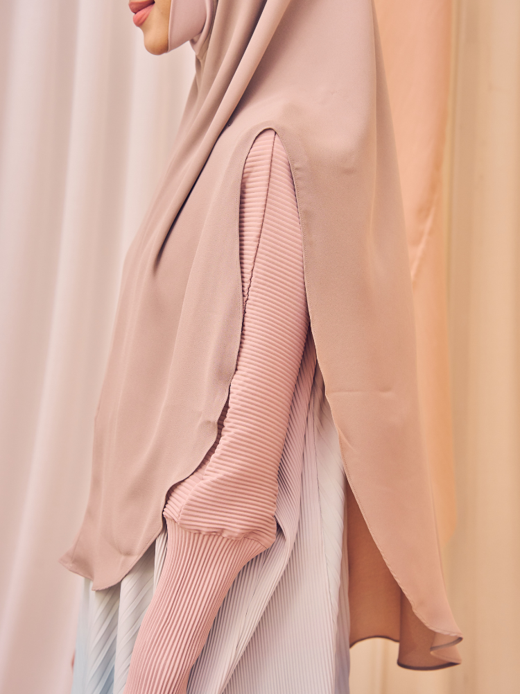 Maira Khimar