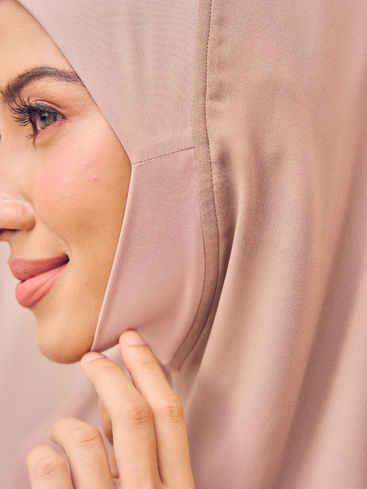 Maira Khimar