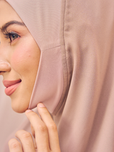 Maira Khimar