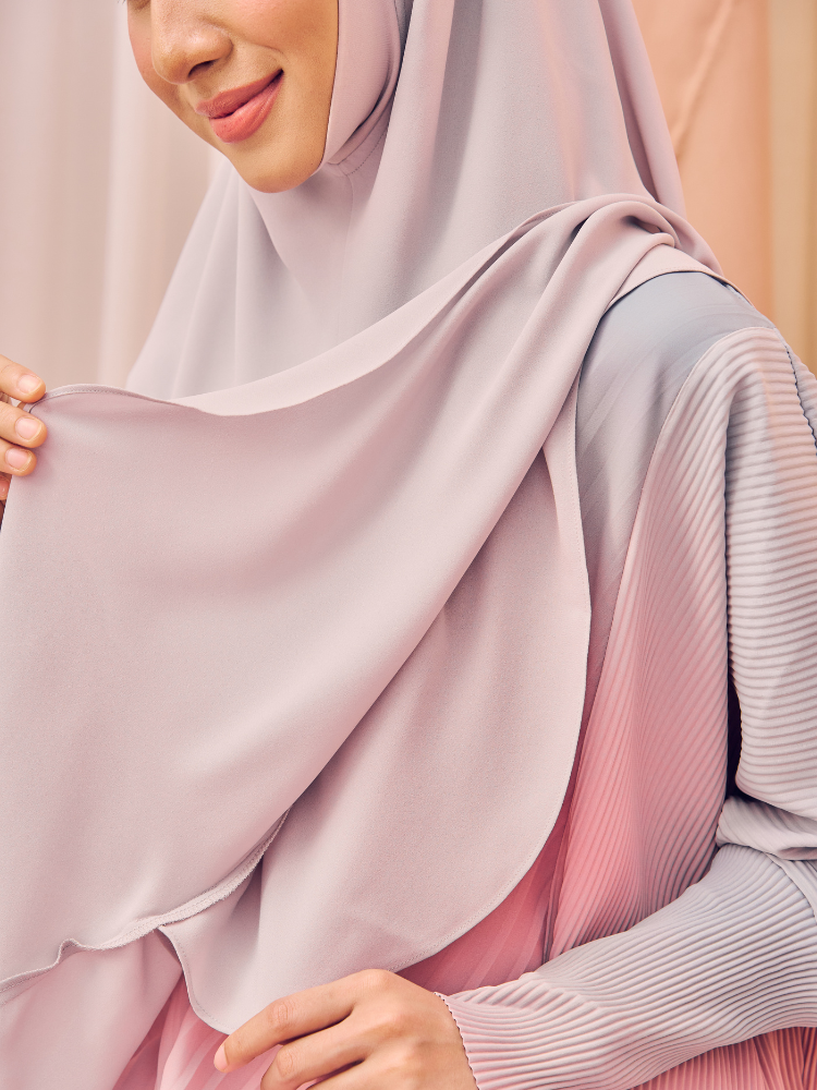 Maira Khimar