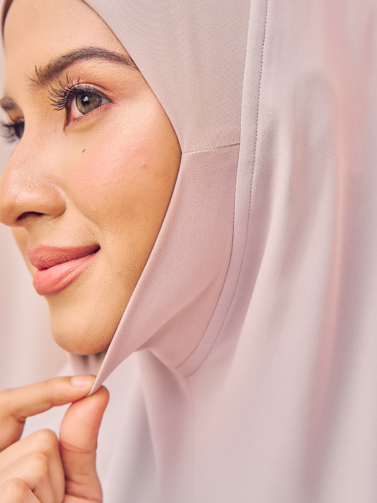 Maira Khimar