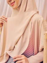 Maira Khimar