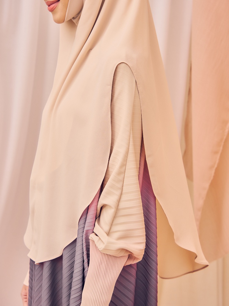 Maira Khimar