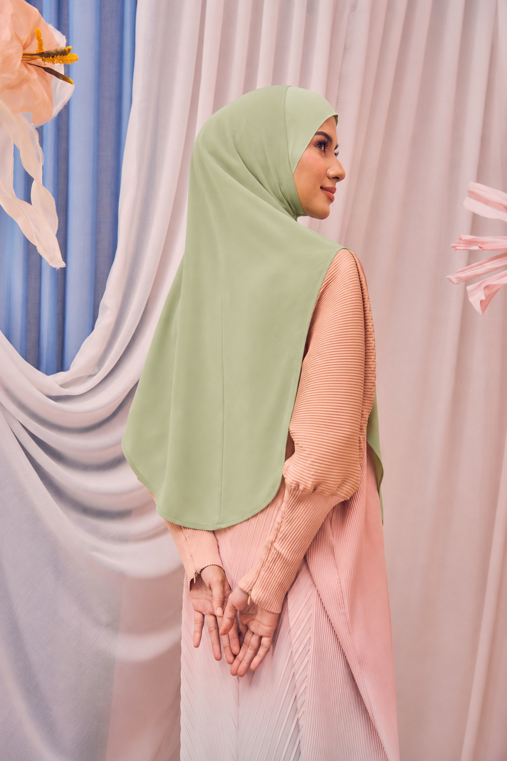 Maira Khimar