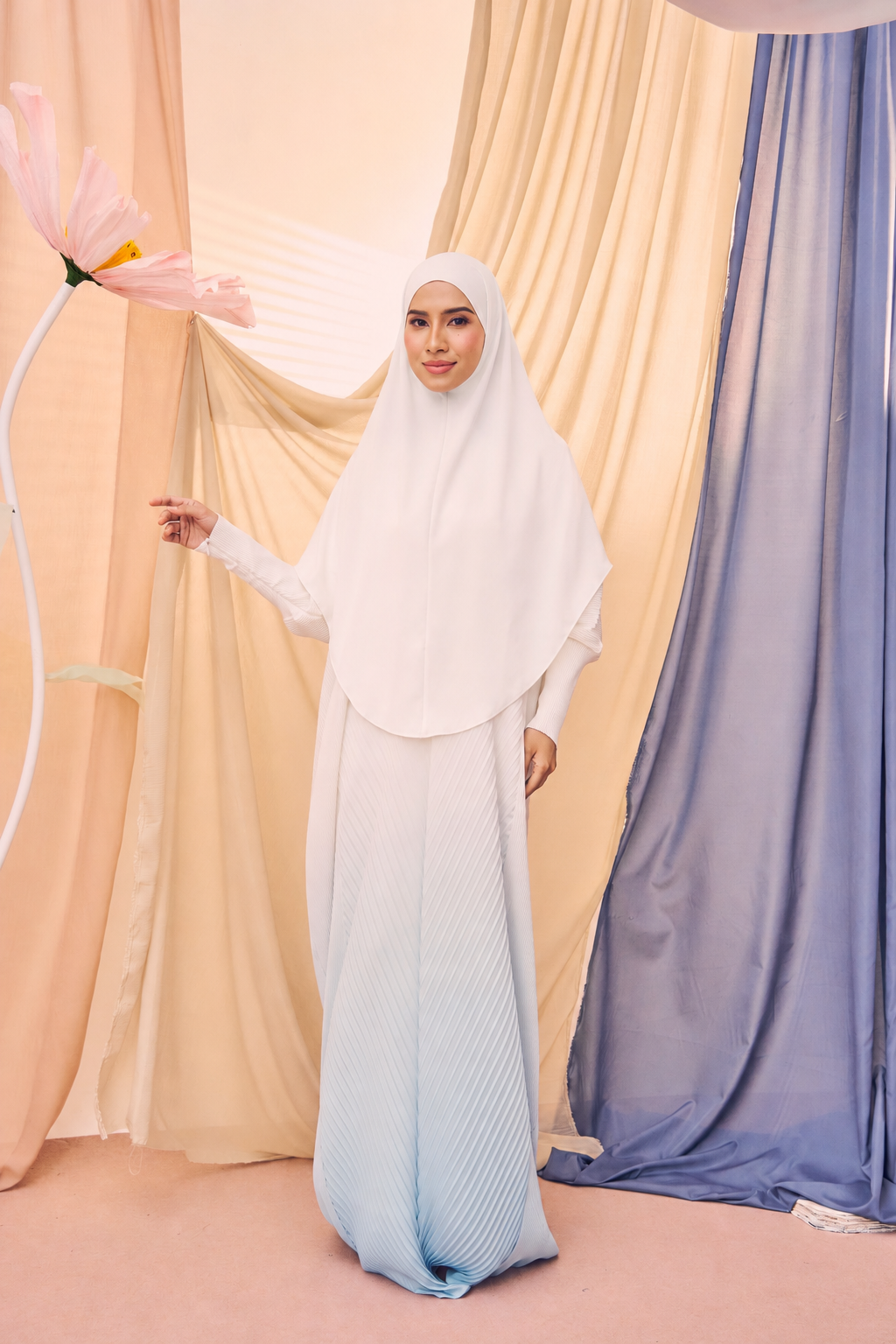 Maira Khimar