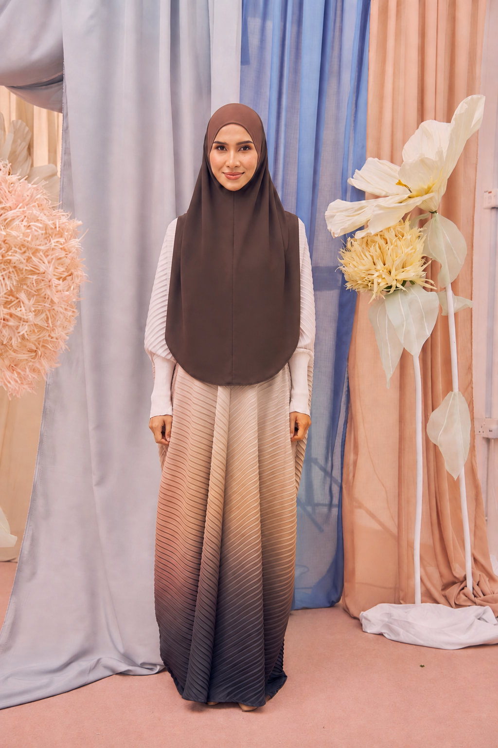 Maira Khimar