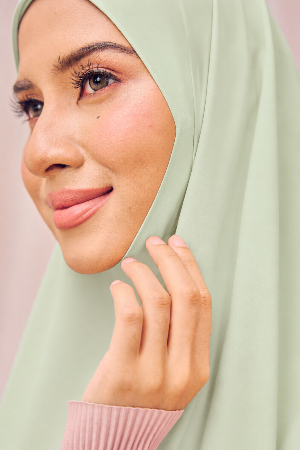 Maira Khimar