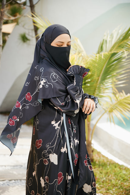 Abaya Sakeena