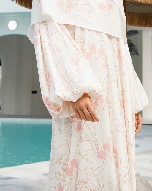 Abaya Yasmeen